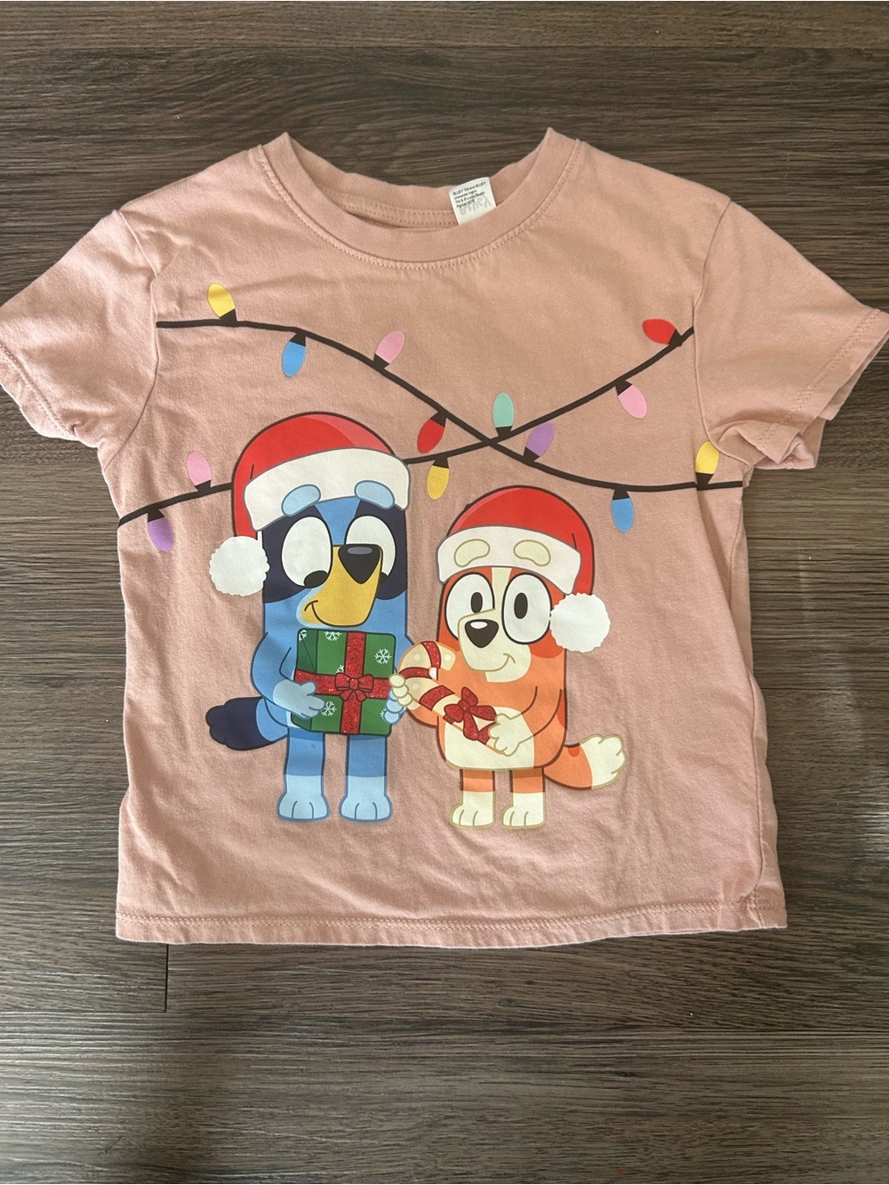 3/$12 H&M Bluey Christmas T-Shirt Girl’s Size 3/4T